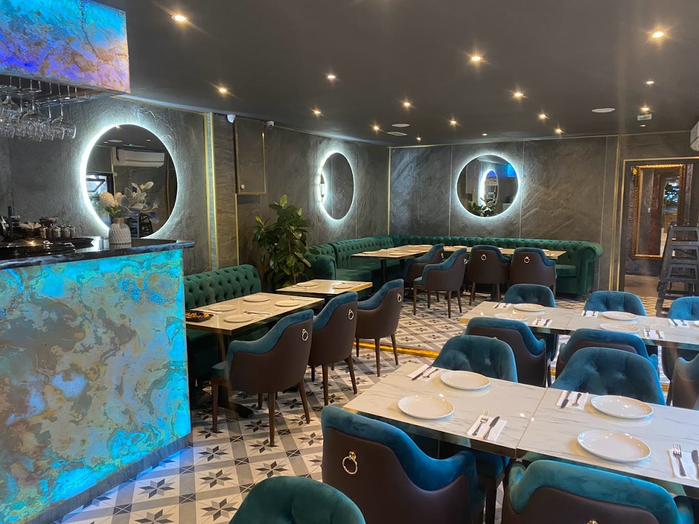 Gunes Enfield photo 5